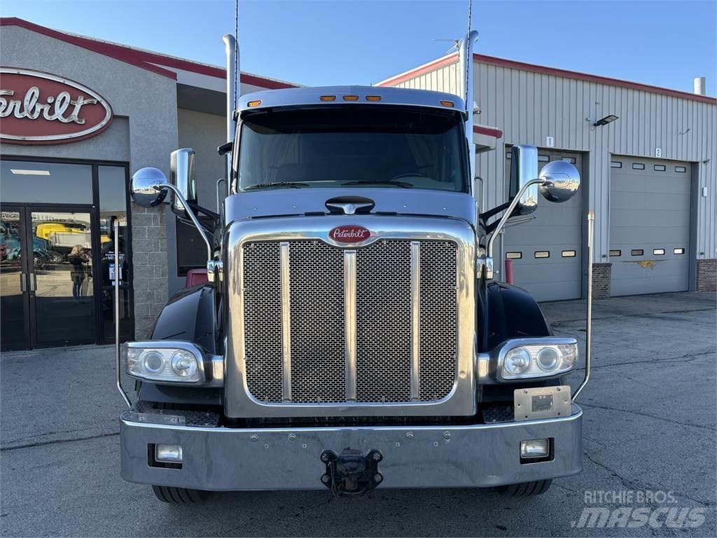 Peterbilt 567 Tractores (camiões)