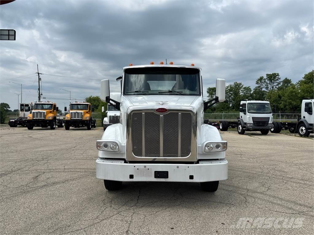 Peterbilt 567 Tractores (camiões)