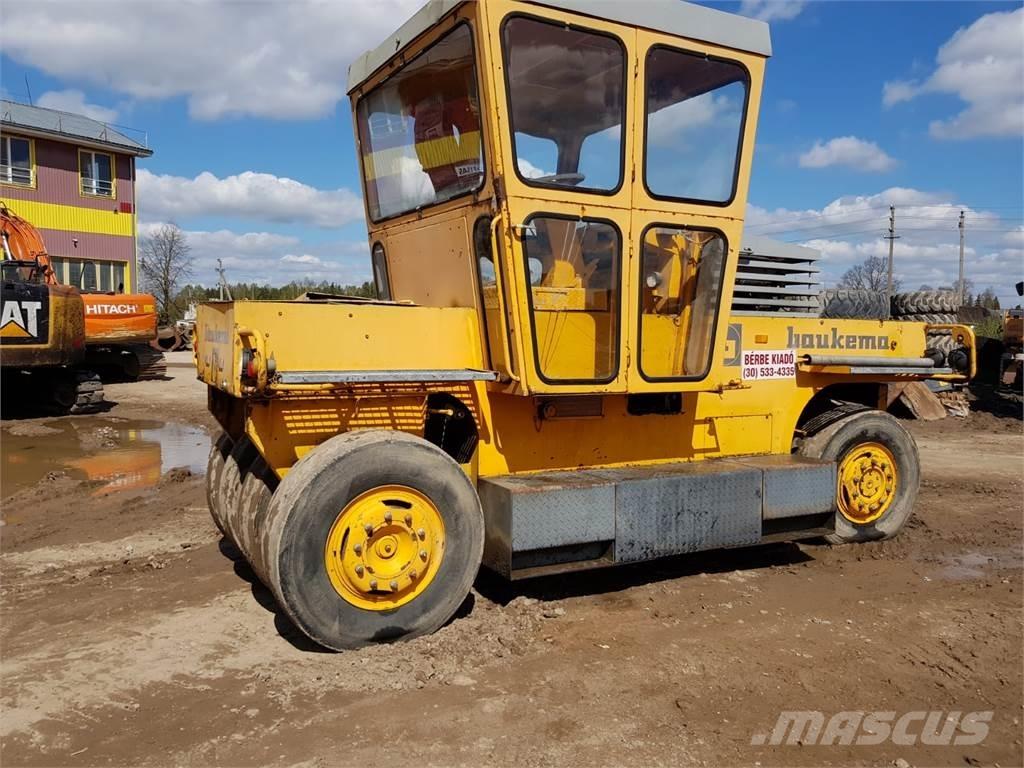 Bomag SGW-17 Cilindros Compactadores de pneus