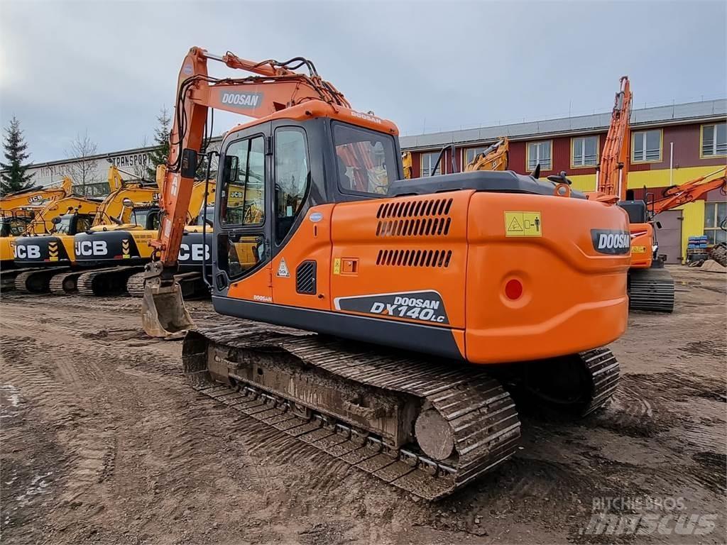 Doosan DX140LC-3 Escavadoras de rastos