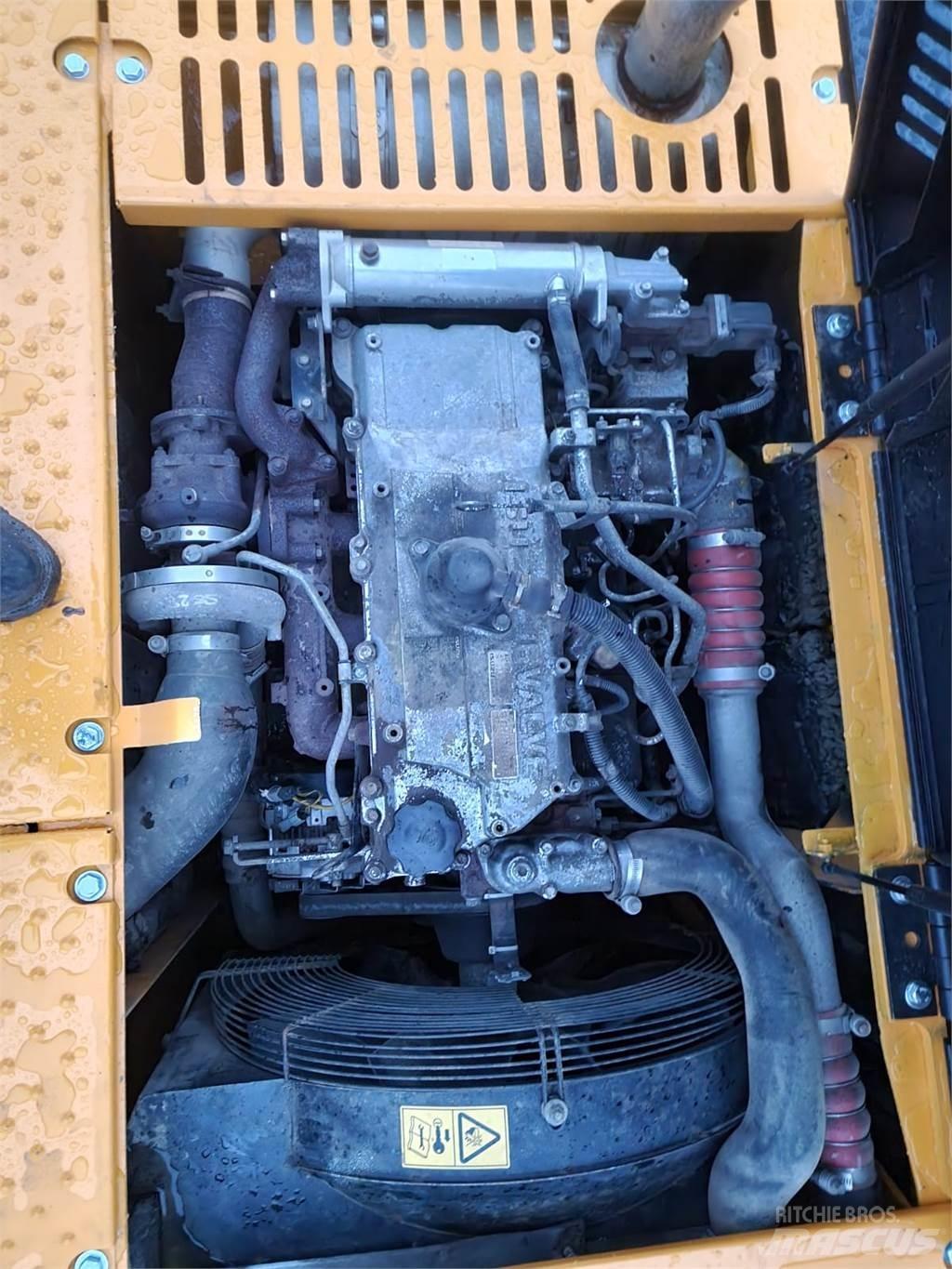 JCB JS220LC Escavadoras de rastos