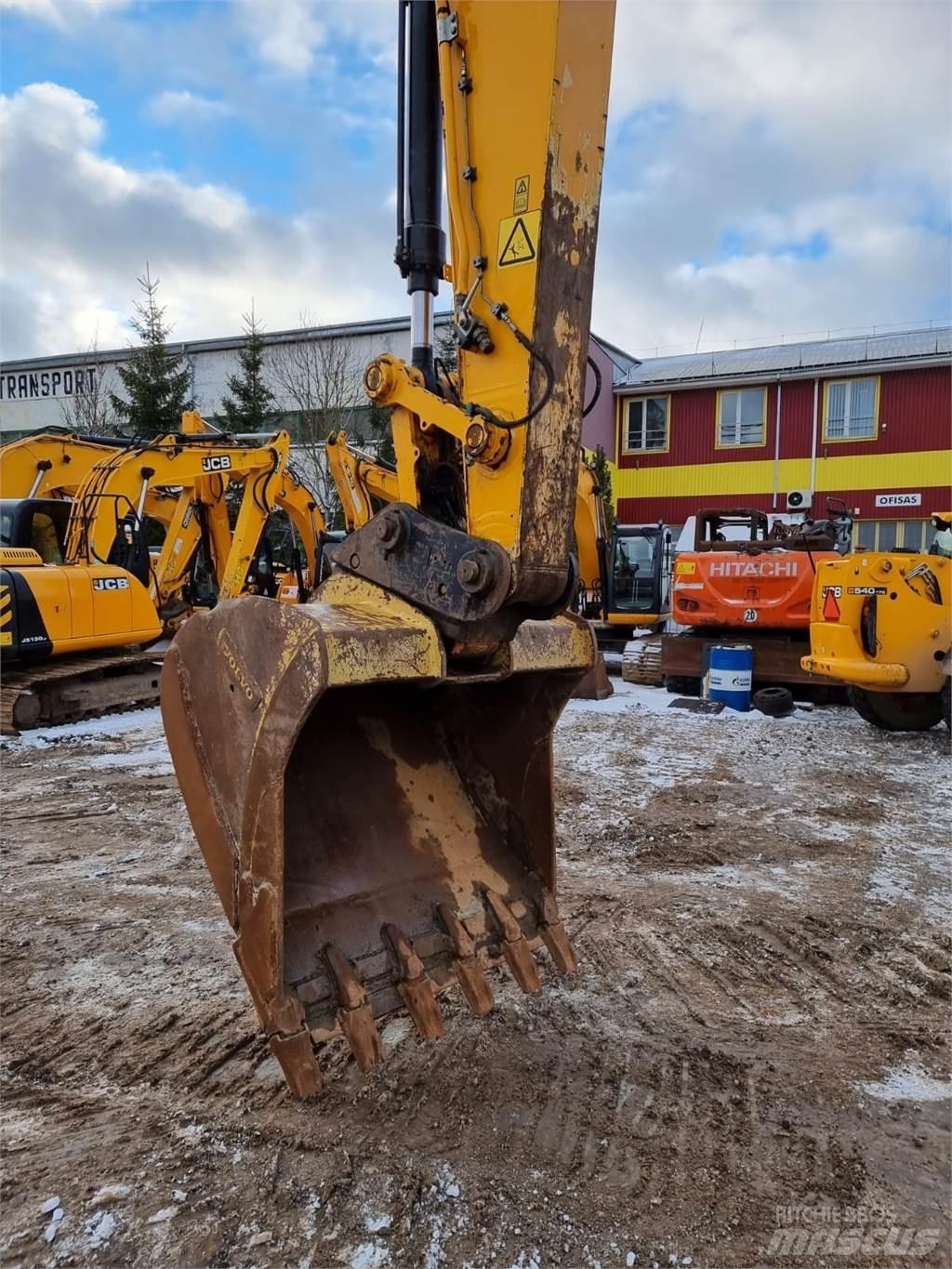 JCB JS220LC Plus Escavadoras de rastos