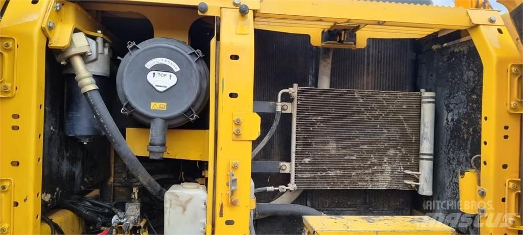 Komatsu PC210LC Escavadoras de rastos
