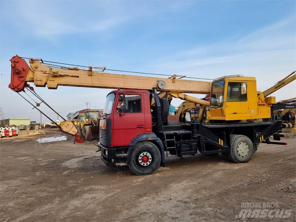 MAZ 533731 Gruas Todo terreno