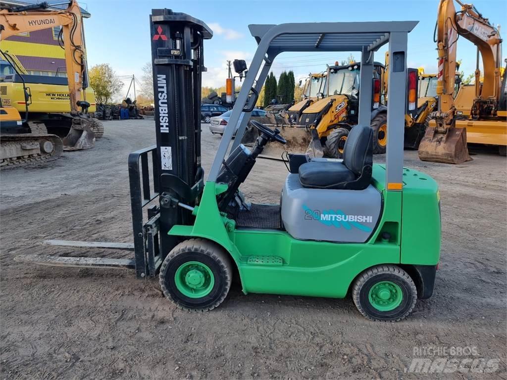 Mitsubishi FG18CAP Empilhadores Diesel