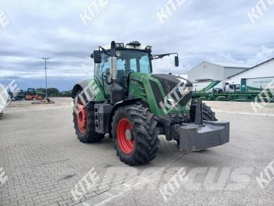 Fendt 826 VARIO Tratores Agrícolas usados