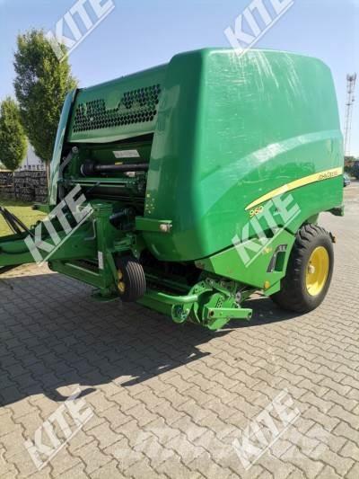 John Deere 960N Enfardadeira de rolos
