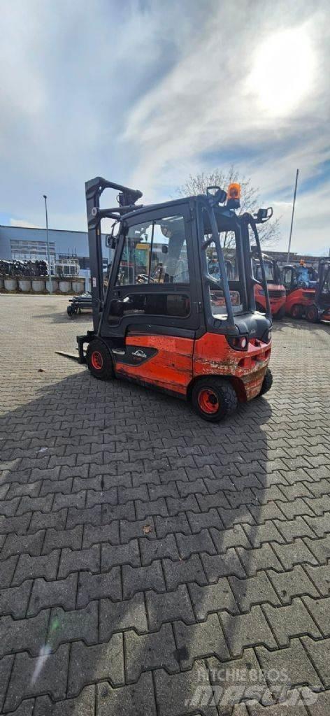 Linde E 25 L-01 Empilhadores eléctricos
