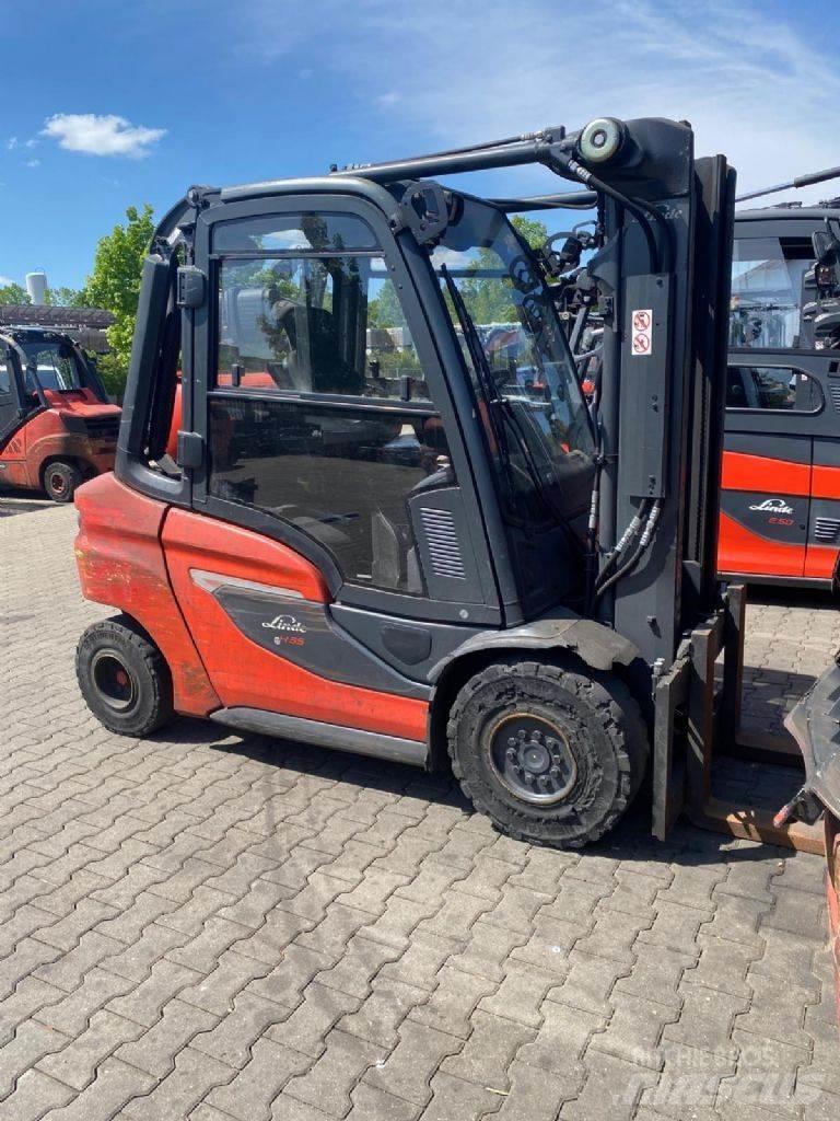 Linde H 35 T-01 Empilhadores a gás