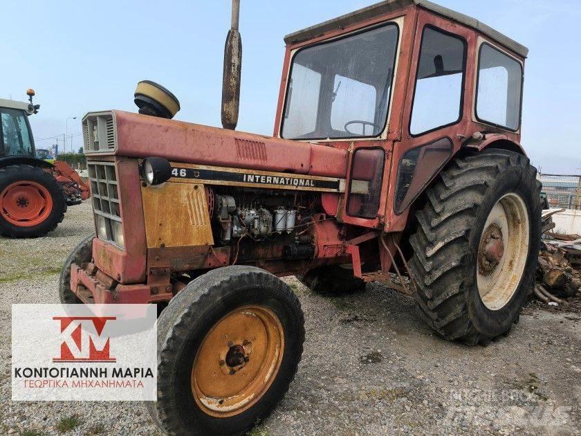 International 1046 Tratores Agrícolas usados