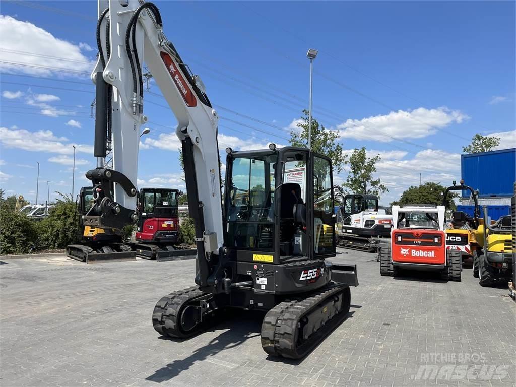 Bobcat E 55 z Mini Escavadoras <7t