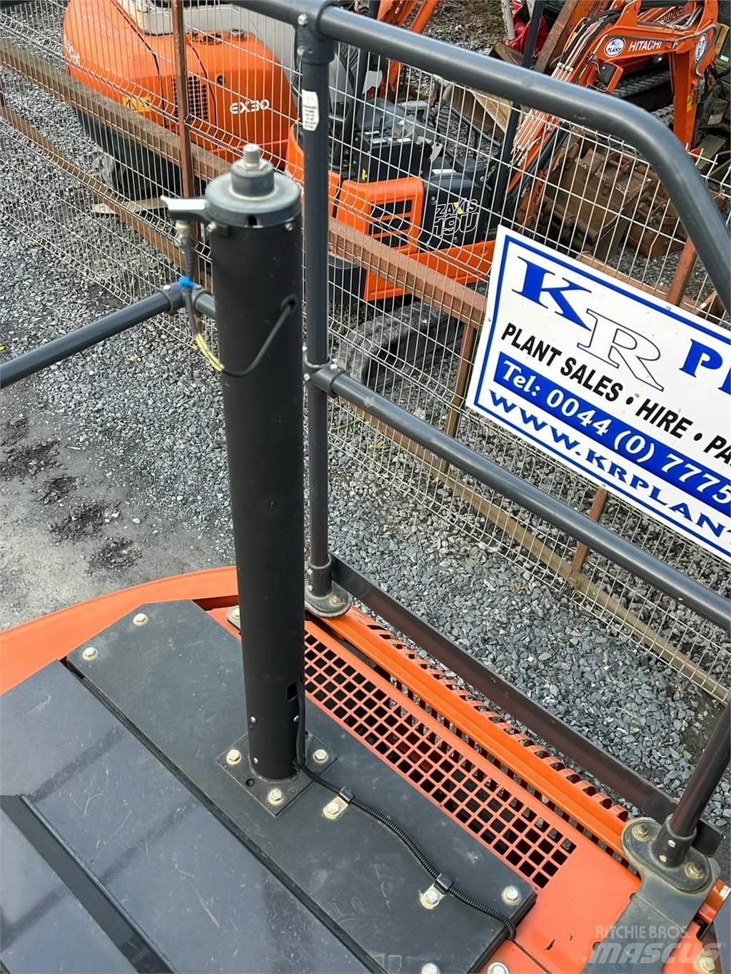 Hitachi ZX130LCN-6 Escavadoras de rastos