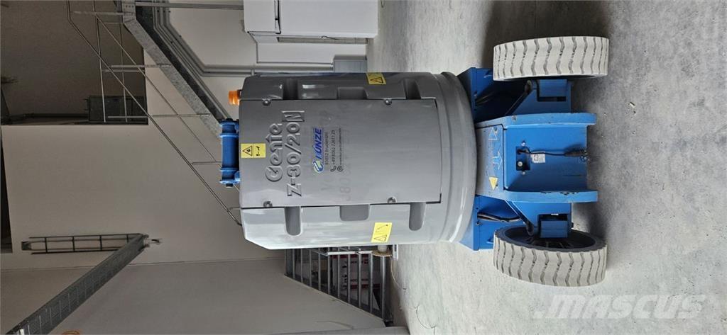 Genie Z-30/20N RJ Elevadores braços articulados