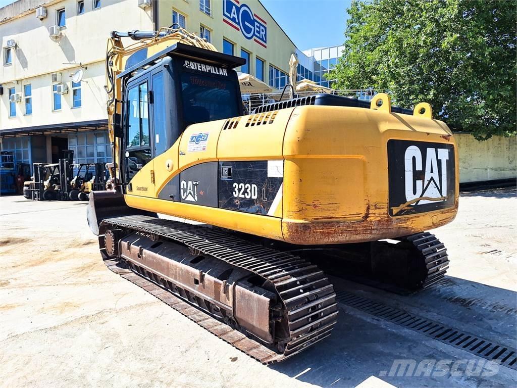 CAT 323D Escavadoras de rastos