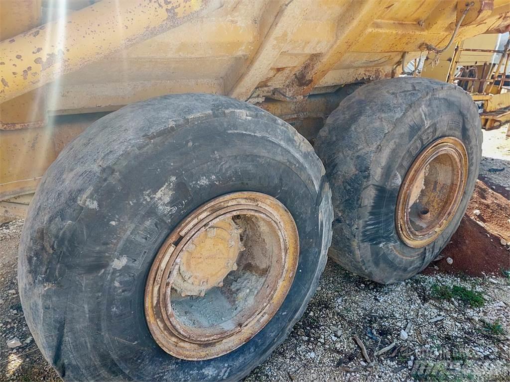 CAT D300B Camiões articulados