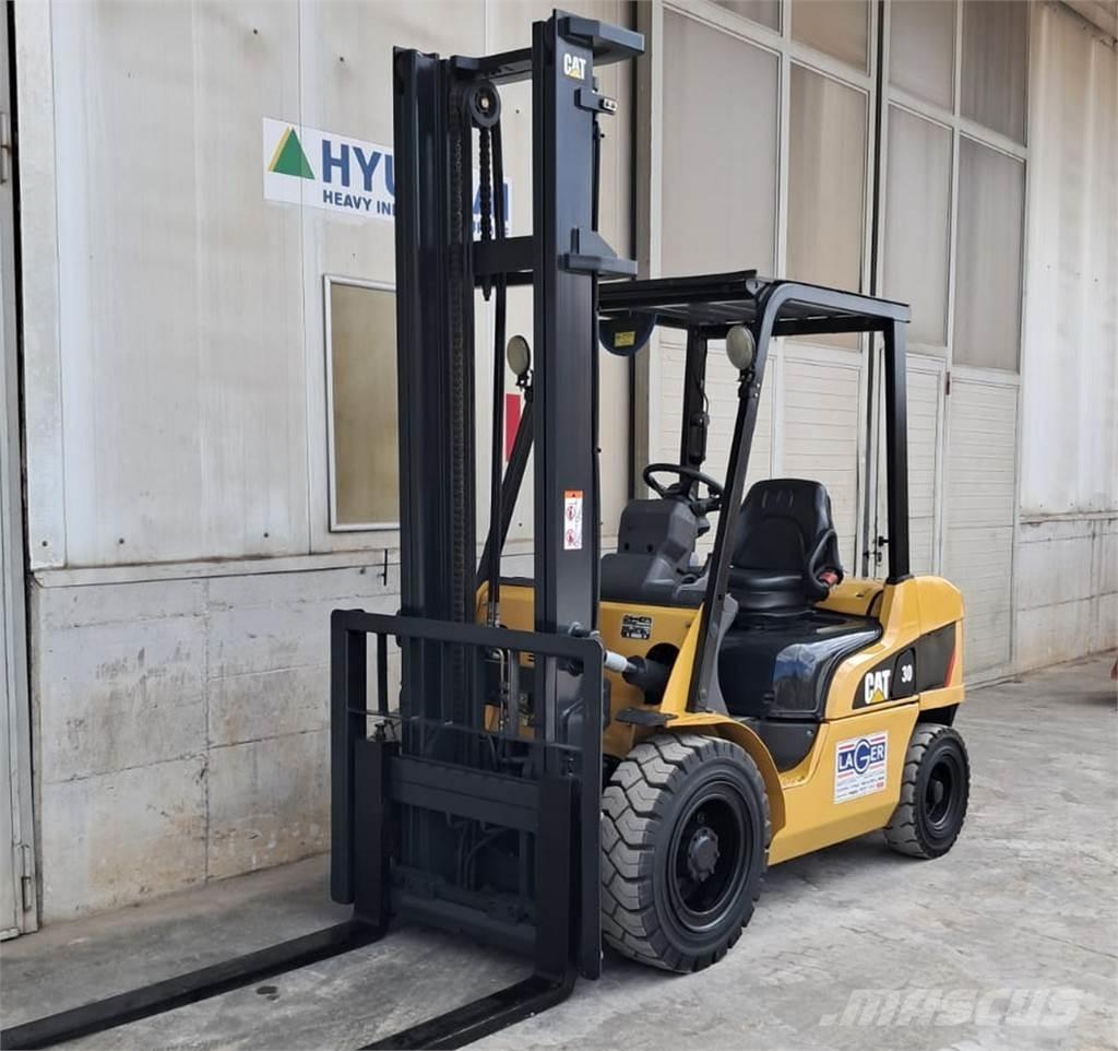 CAT DP30NT Empilhadores Diesel