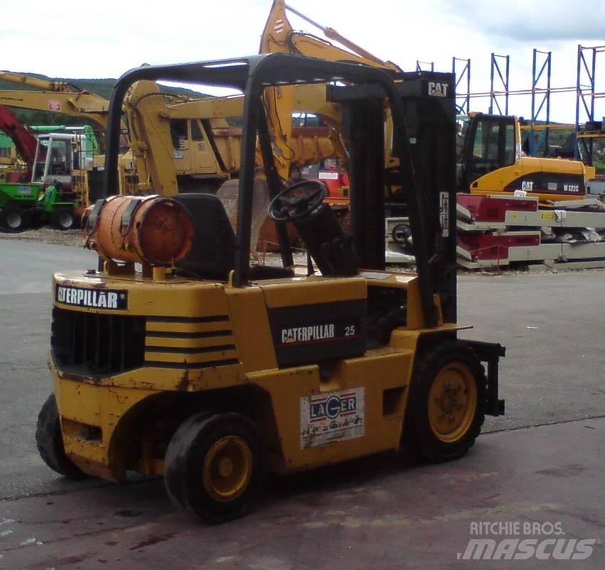 CAT GP25-2 Empilhadores a gás