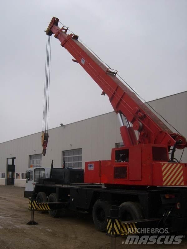 Coles T-321 Gruas Fora-de-estrada