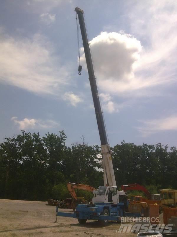 Compact Truck CT2-1 Gruas Fora-de-estrada