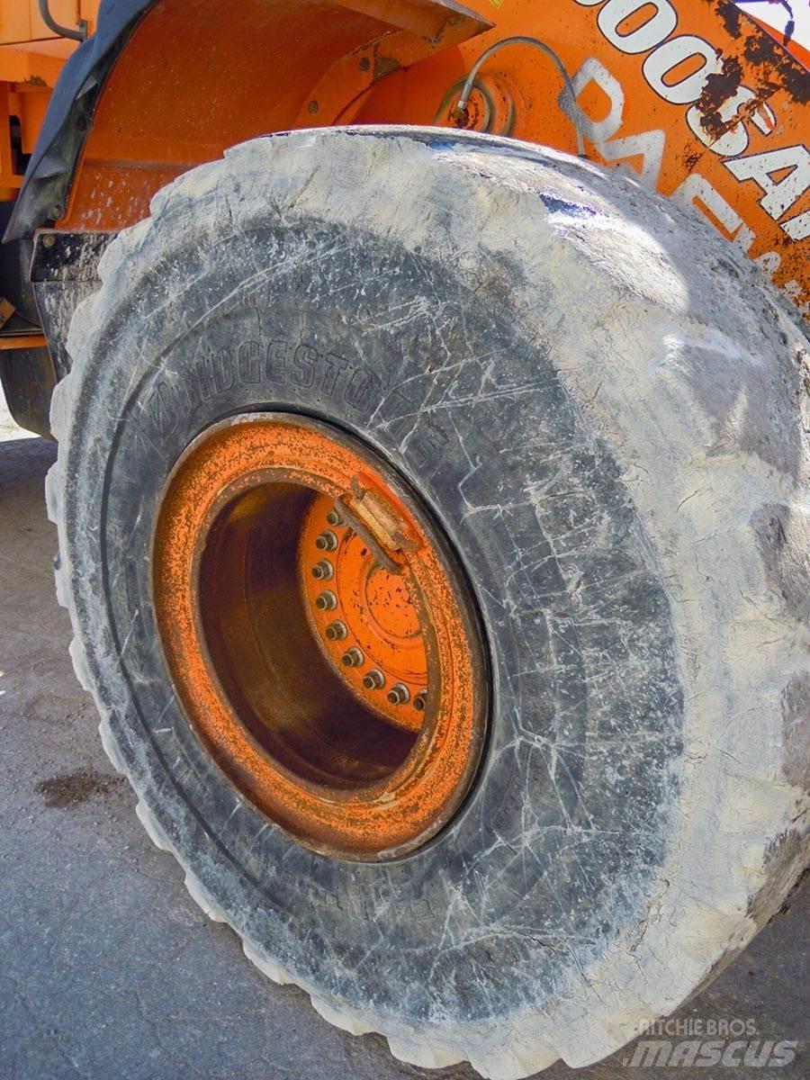Doosan DL400 Pás carregadoras de rodas