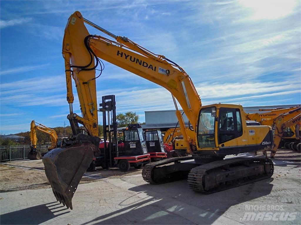 Hyundai R250LC-7 Escavadoras de rastos