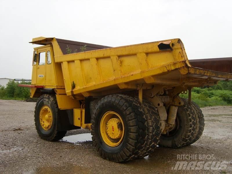 Komatsu HD325-5 Dumpers de obras