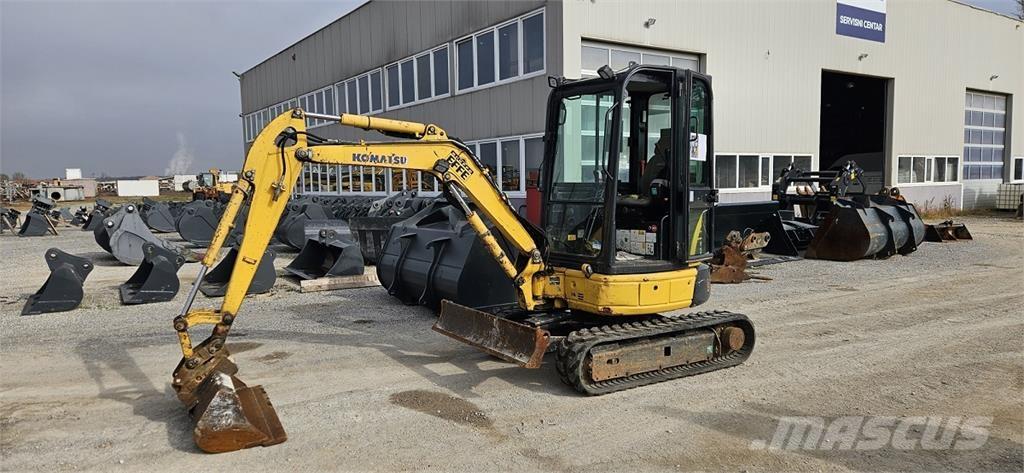 Komatsu PC26MR-3 Mini Escavadoras <7t