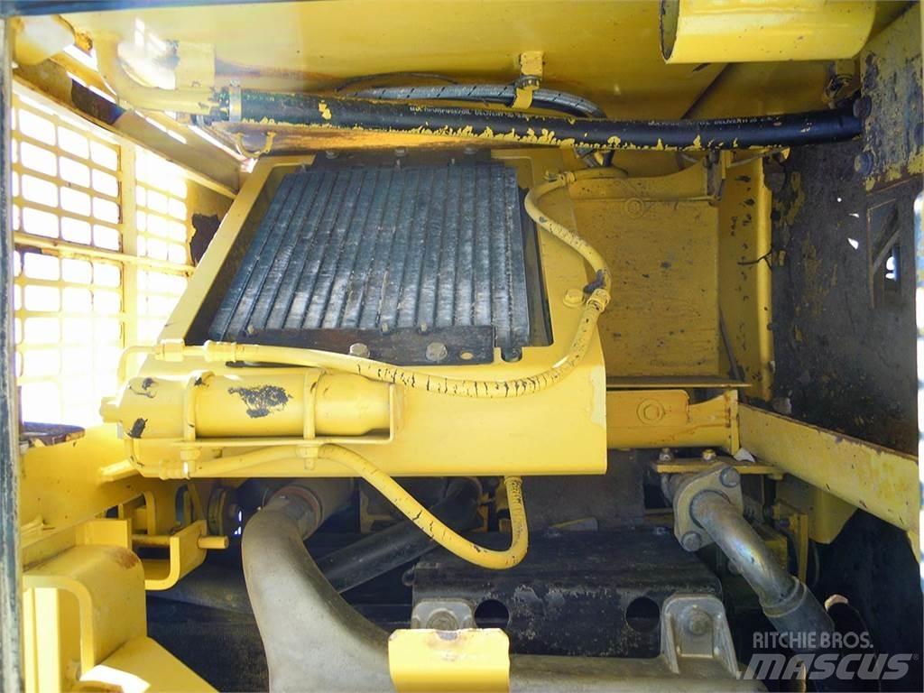 Komatsu PC340NLC-6K Escavadoras de rastos