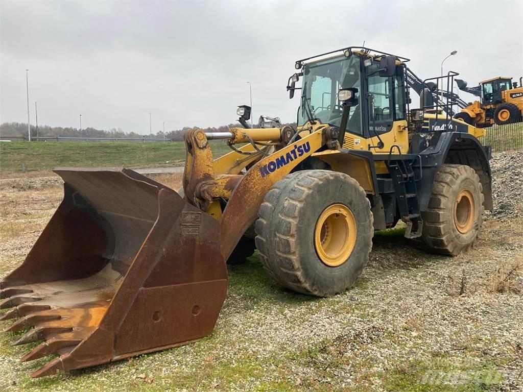 Komatsu WA 470-7 Pás carregadoras de rodas