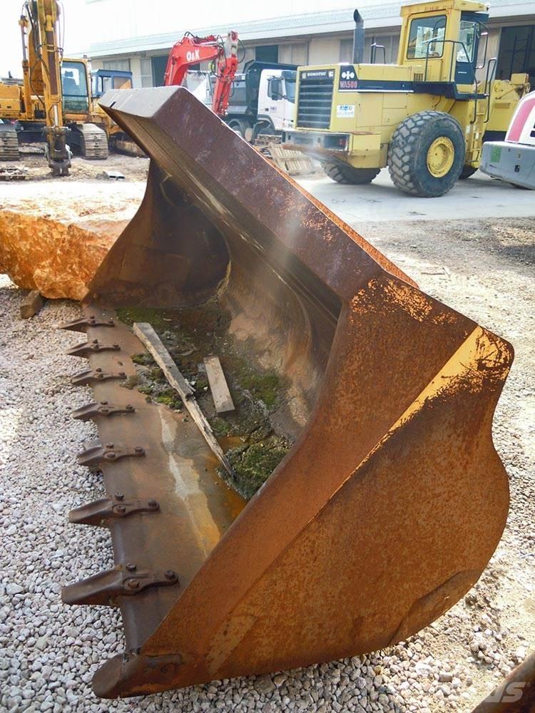Komatsu WA500-1 Pás carregadoras de rodas