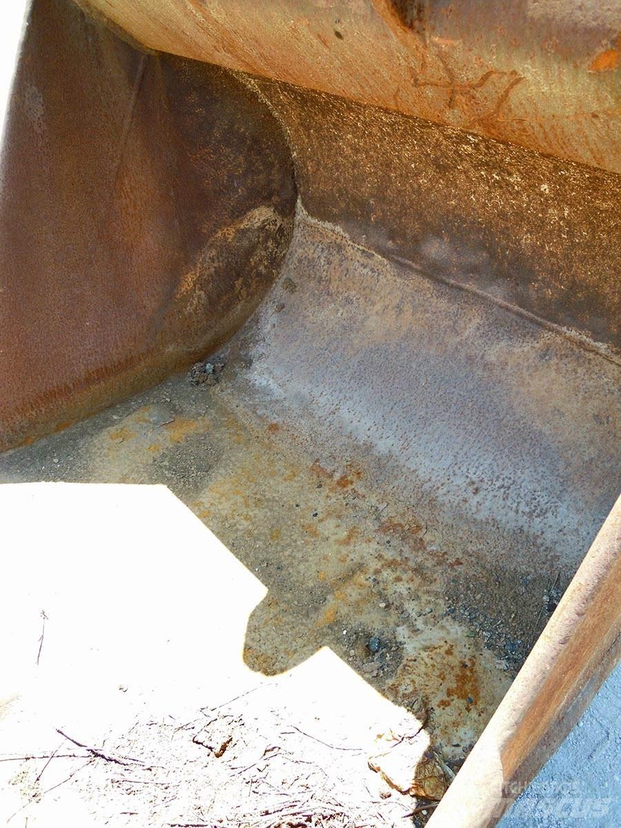  KORPA / BUCKET 1300mm 1,1m3 Construção - Outros
