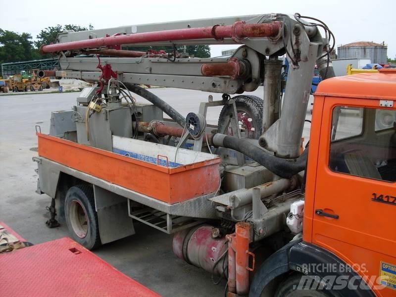 Mercedes-Benz 1113 Camiões bomba Betão