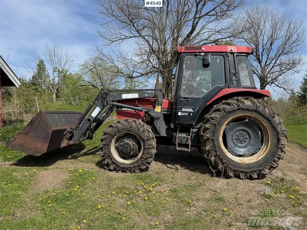 CASE 685 XL Tratores Agrícolas usados