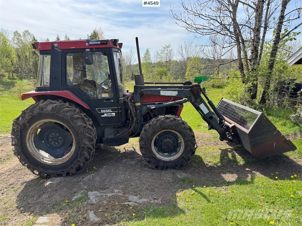 Case IH 685 XL Tratores Agrícolas usados