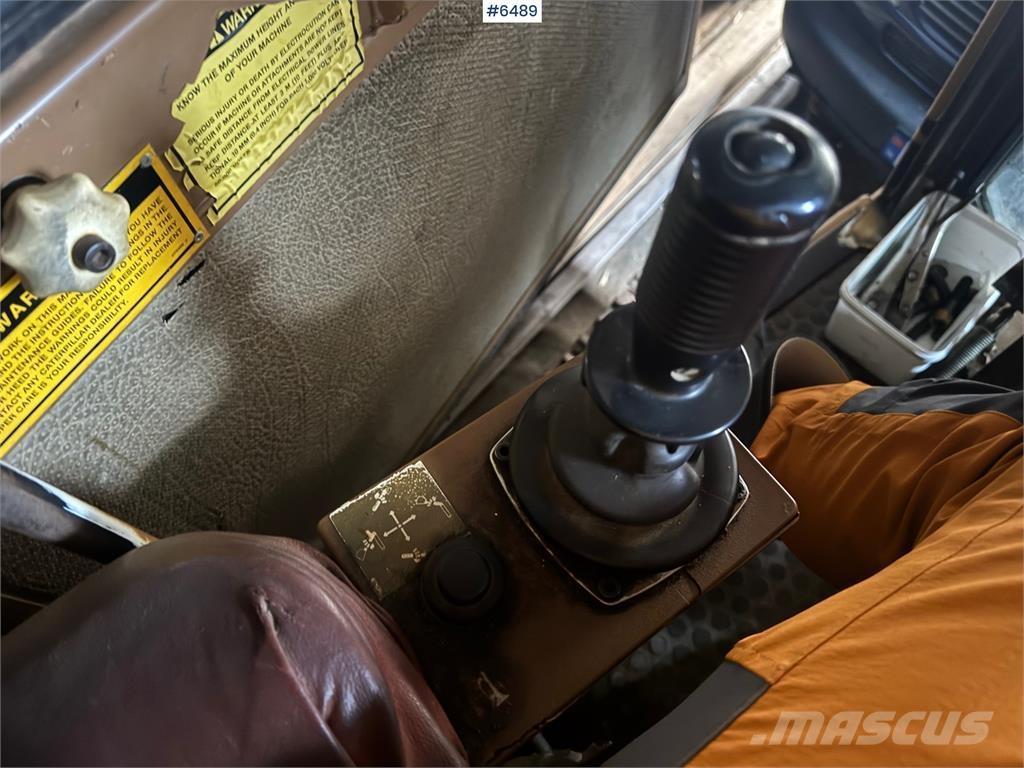 CAT 205 LC Escavadoras de rastos