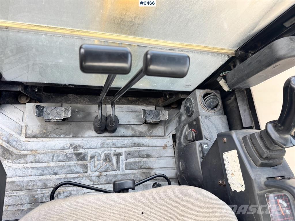 CAT 301.8 Escavadoras de rastos