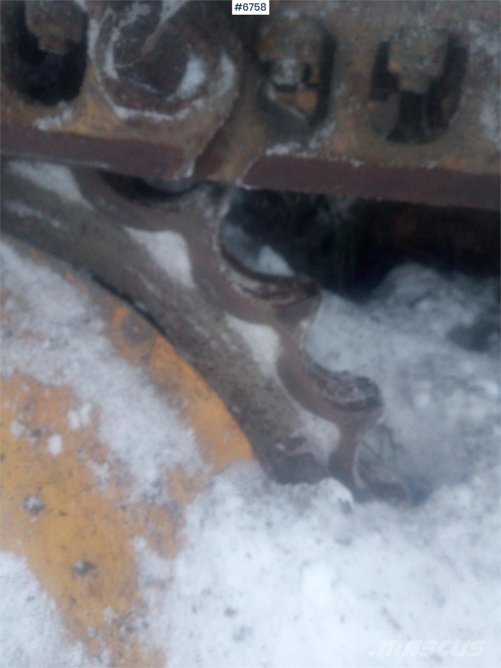 CAT D4 Dozers - Tratores rastos