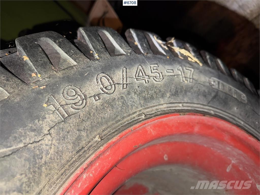 CLAAS Rollant 46 Outro equipamento de ceifa