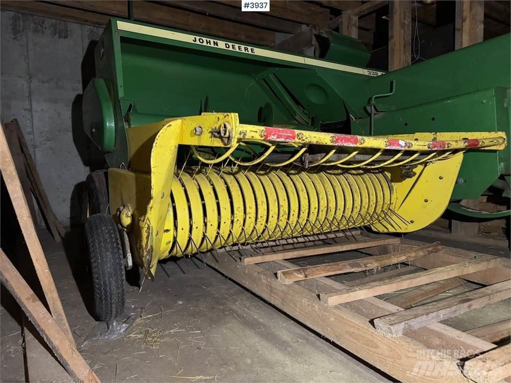 John Deere 332 A Outro equipamento de ceifa