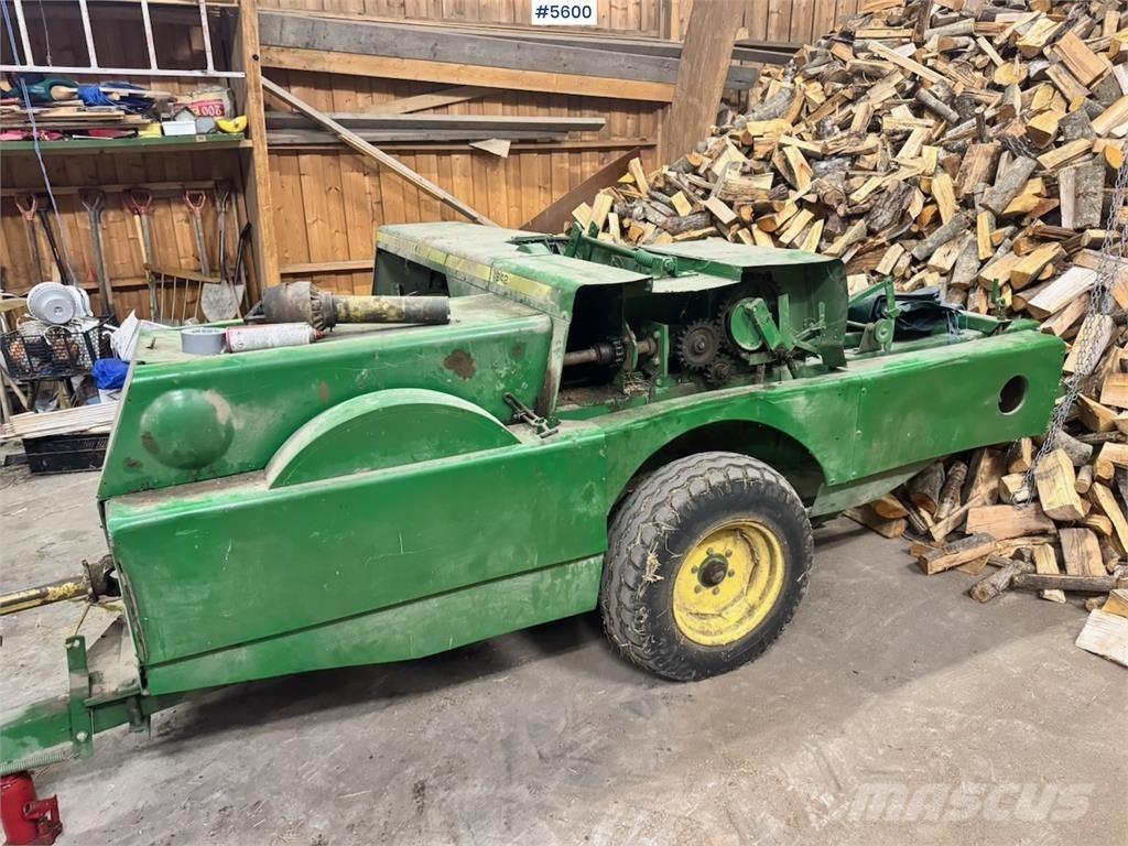 John Deere 342 Outro equipamento de ceifa
