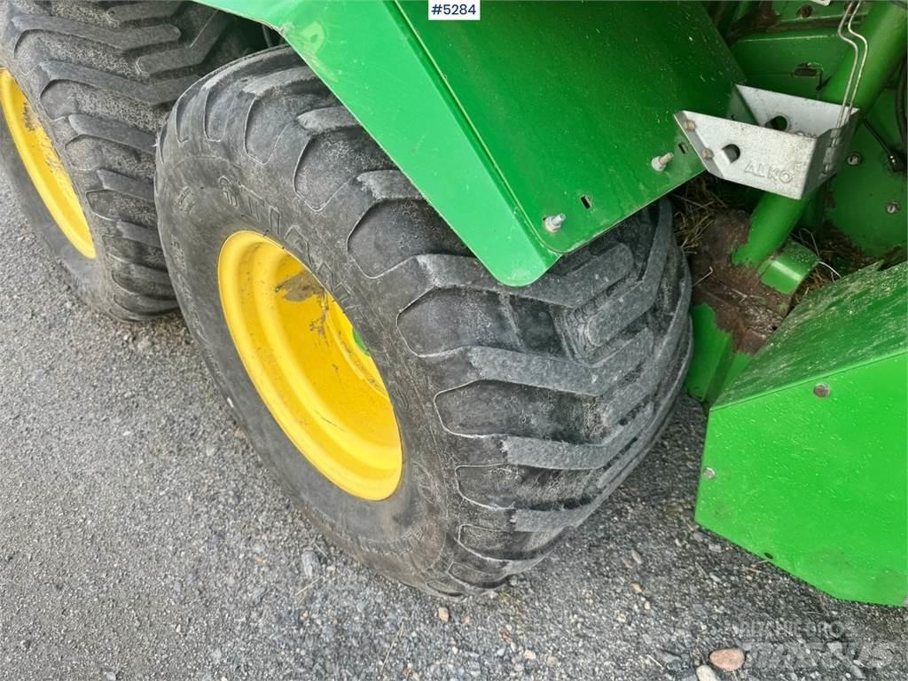 John Deere 744 Outro equipamento de ceifa