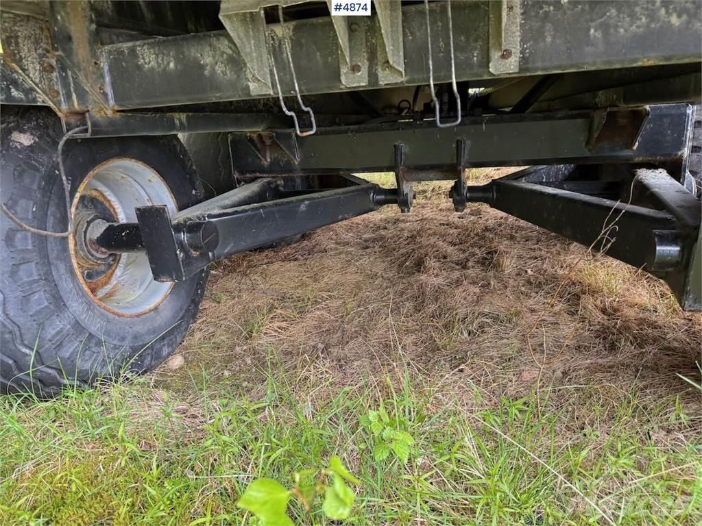 Junkkari J10 Carrinhos de grão