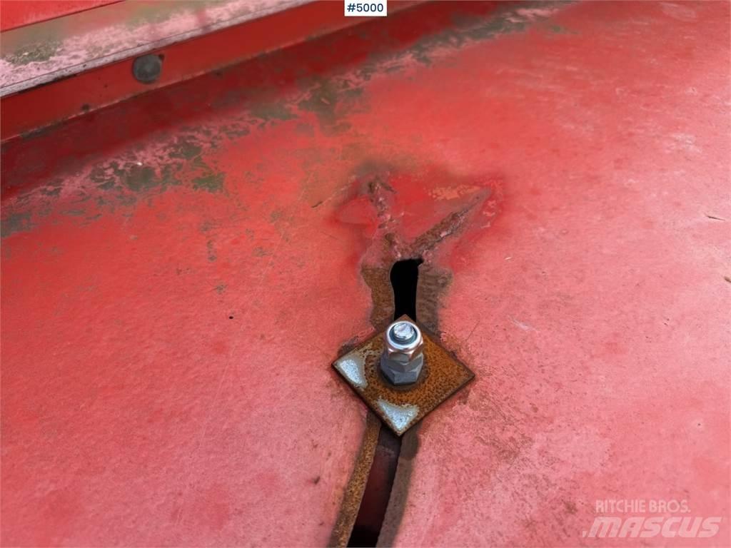 Kuhn FC 302 G Outro equipamento de ceifa