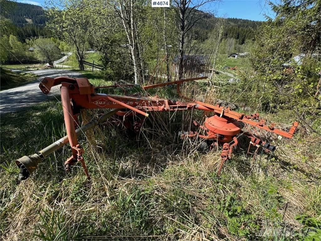 Kuhn GRS 25 Outro equipamento de ceifa