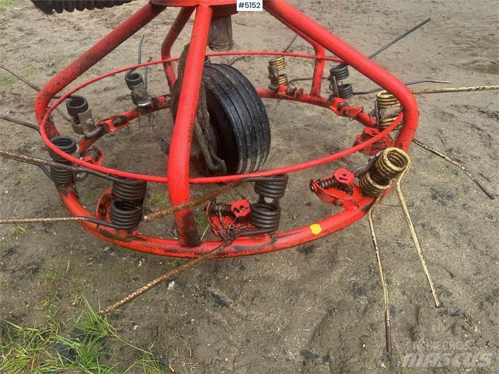 Kuhn Haybob 360 Outro equipamento de ceifa