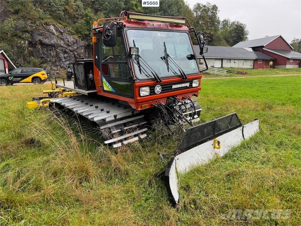  Pisten Bully 150D Lâminas de neve e arados