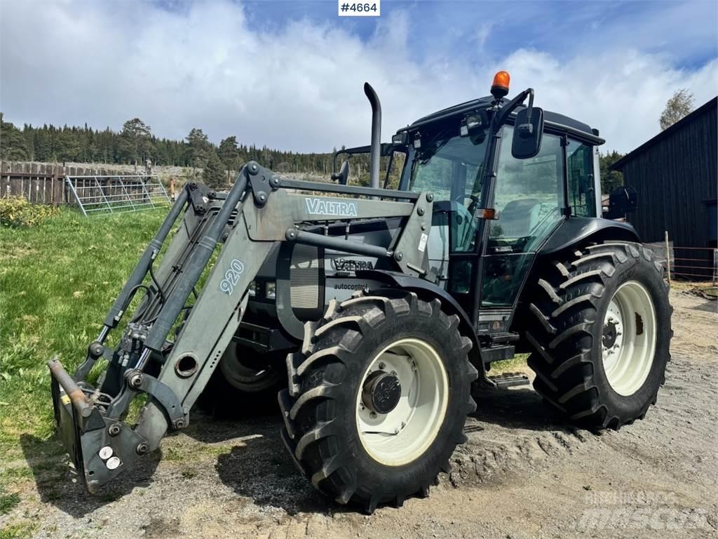 Valtra A85-4 Tratores Agrícolas usados