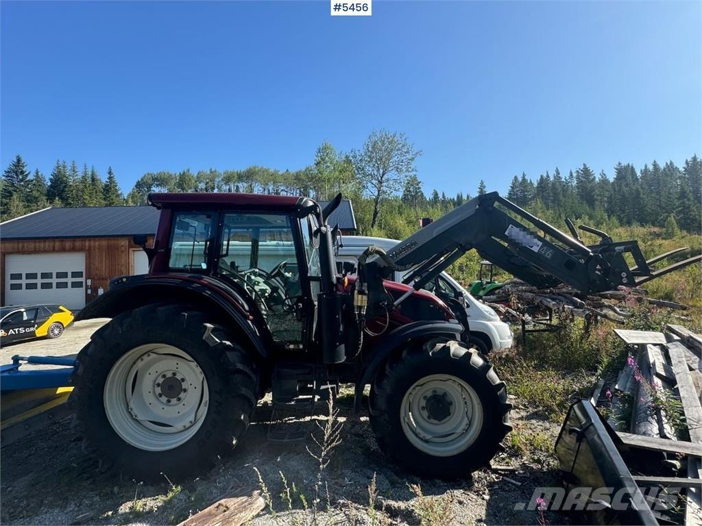 Valtra N123 Tratores Agrícolas usados