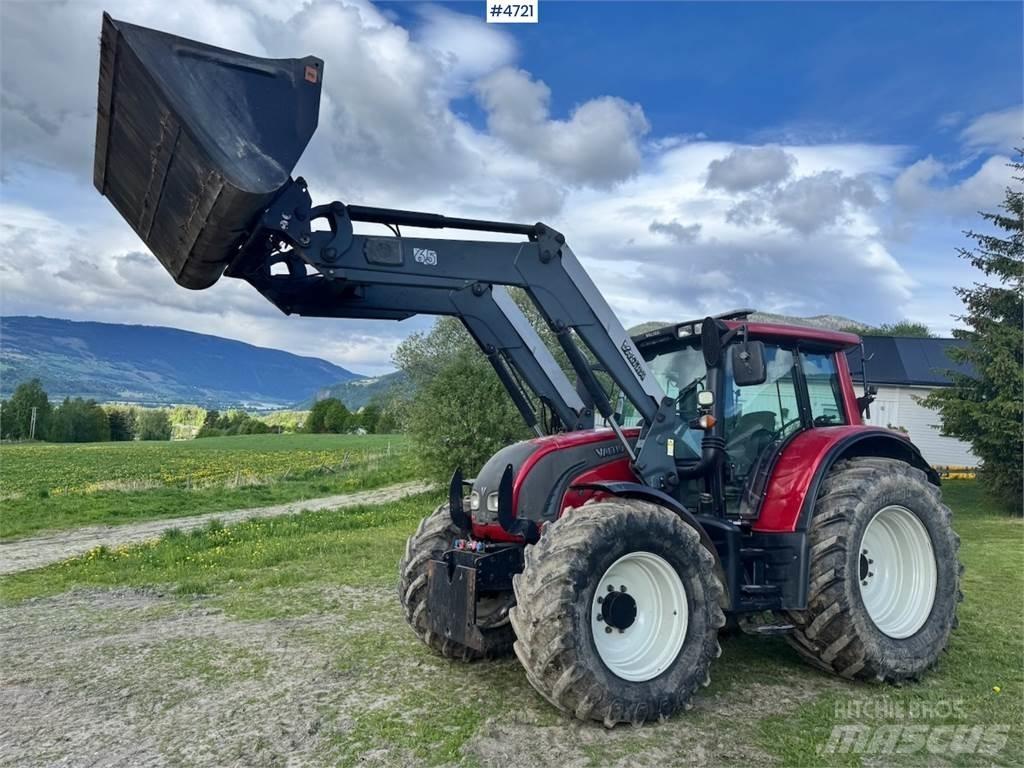 Valtra N142 Tratores Agrícolas usados