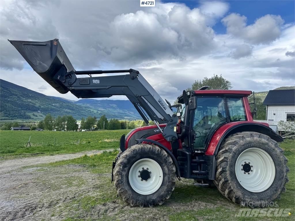 Valtra N142 Tratores Agrícolas usados
